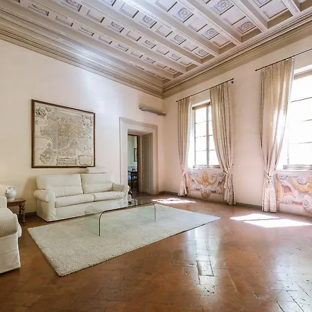 Apartment Bardi Palace