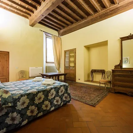 Bardi Palace Apartment *