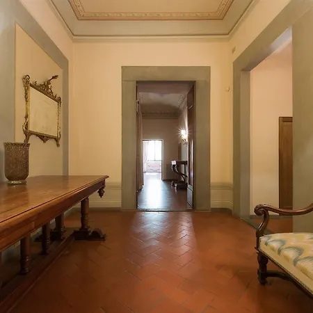 Bardi Palace Apartment